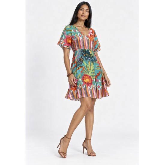 Vestido Curto Aracê Viscose Rodado Estampa Voo da Floresta
