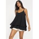 Blusa Aroeira Alça Fina Viscose com Babados Duplos Preta