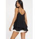 Blusa Aroeira Alça Fina Viscose com Babados Duplos Preta