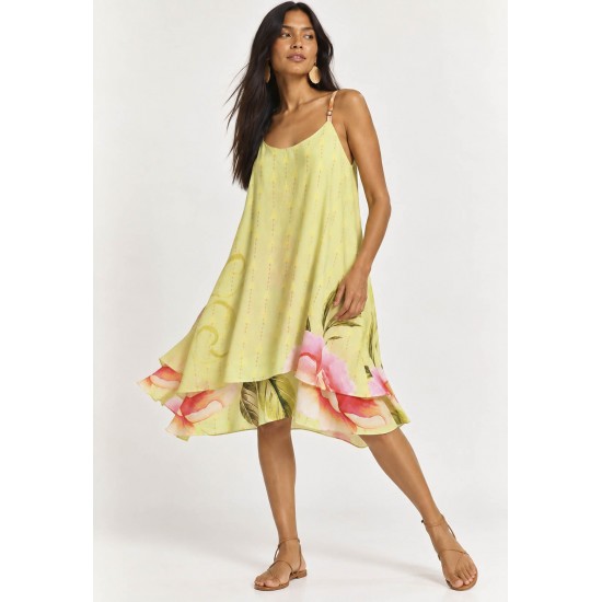 Vestido Curto Itaúna em Viscose com Babados Duplos Estampa Florada de Jambu