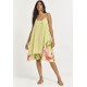 Vestido Curto Itaúna em Viscose com Babados Duplos Estampa Florada de Jambu