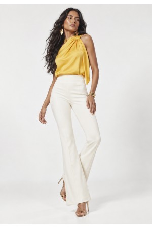 Calça Flare Niara em Malha Off-White Réveillon
