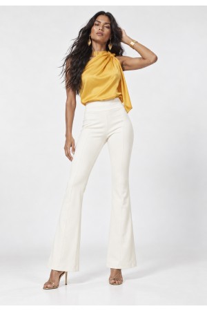 Calça Flare Niara em Malha Off-White Réveillon