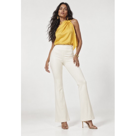 Calça Flare Niara em Malha Off-White Réveillon