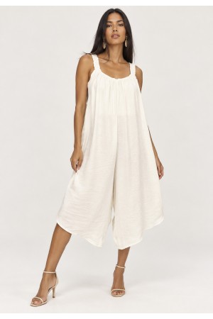 Macacão Pantacourt Amplo em Viscose Off-White