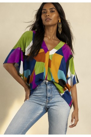 Blusa Gola V Manga Curta Estampa Jardim Azul