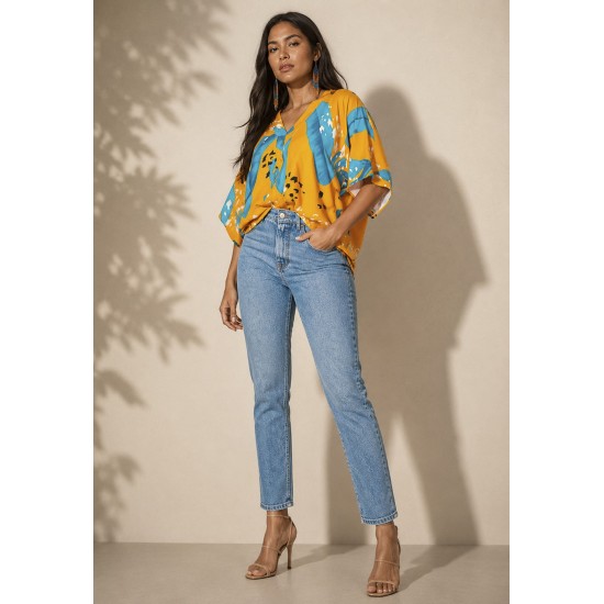 Blusa Gola V Manga Curta Estampa Aurora Botânica