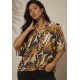 Blusa Gola V Manga Curta Estampa Cores Vibrantes