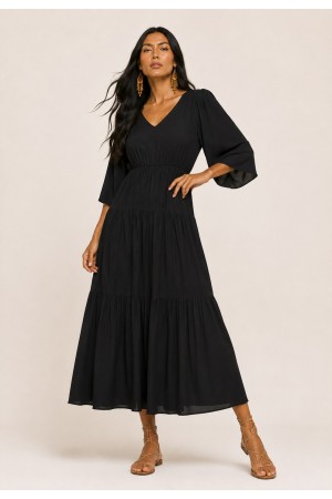 Vestido Longo Plano com Manga e Camadas Preto