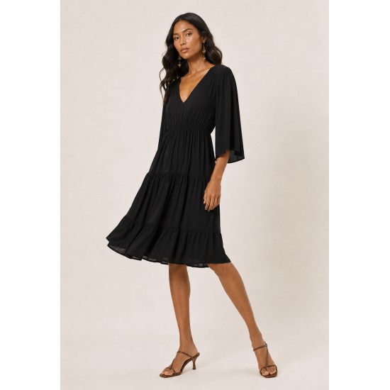Vestido Longo Plano com Manga e Camadas Preto