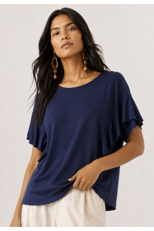 Blusa Básica Morcego Malha Gola Canoa Manga Curta com Babado Azul Marinho