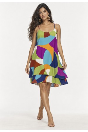 Vestido Curto Itaúna em Viscose com Babados Duplos Estampa Jardim Azul