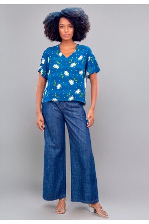 Blusa Gola V Manga Ampla Curta Estampa Azul Florido